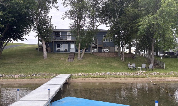 Frazee House | Lake Seven, Frazee, MN