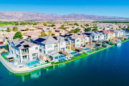 Terra Lago House | Lakeside Lottery with Game Room