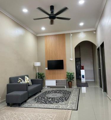 Temerloh House | Laman Bangau Temerloh