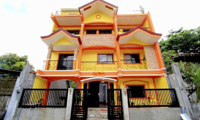 Coron Town Proper Bed & Breakfast | Lan Bless Pension House