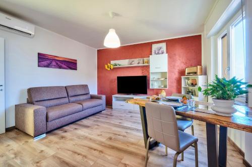 Varenna Apartment | Lara's Home