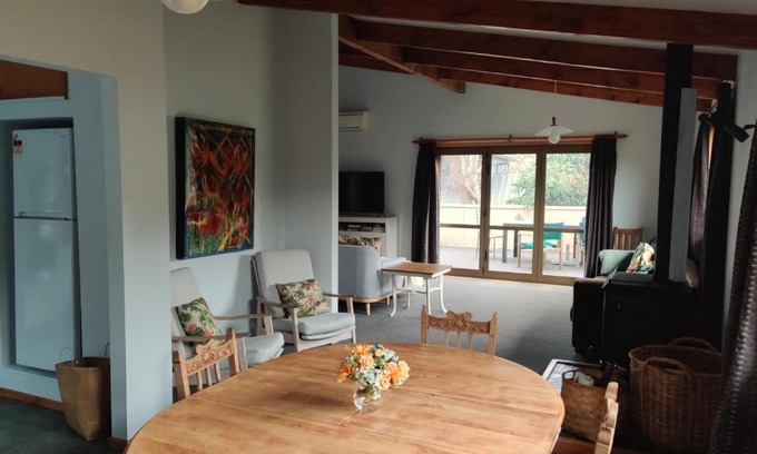 Havelock North Apartment | Large, Comfy, Stylish Apartment
