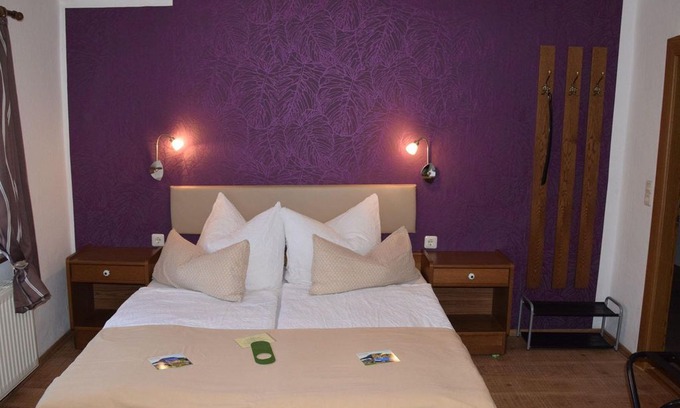 Pfaffendorf Cabin | large double room, shower, toilet - Pension Lachmann