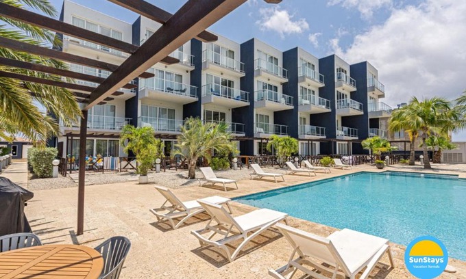 Palm Beach Apartment | Large Luxury apartment on Palm Beach