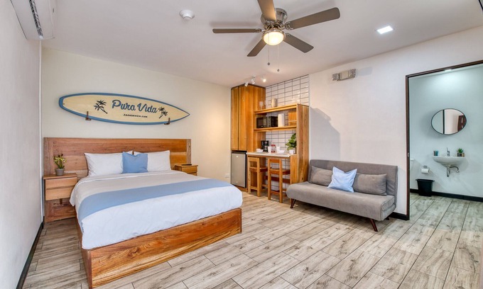 Jaco Apartment | Large New 1bd/1ba Apartment Steps to Beach w/AC
