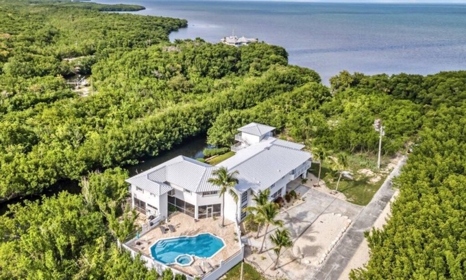 Key Largo House | Large Oceanfront Private Oasis perfect for a Wedding, Family or Corporate Event