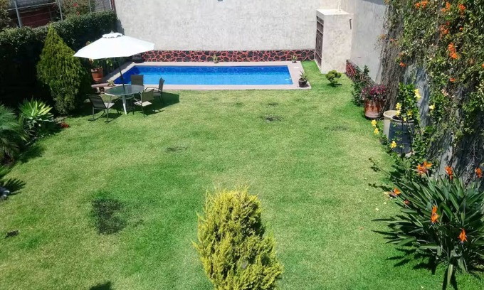 Cuernavaca House | LARGE PRIVATE HOUSE AND GARDEN. PETS WELCOME