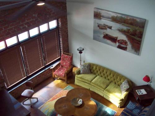 Macon Apartment | Large Unique Ground Floor Loft with Parking #2