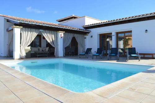 Corralejo Villa | Las Velas