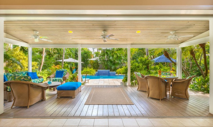 White St. Gallery House | LATITUDE 24 ~ 3 B/3 Ba Two-Story Home in Old Town with Lush Outdoor Oasis!