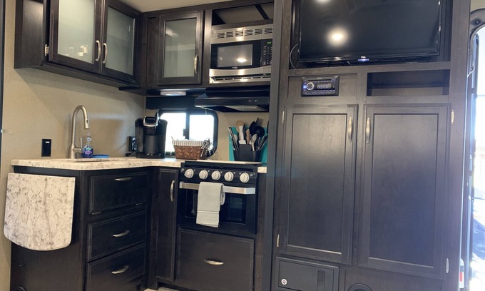 Brentwood House | Lazy Acres RV Stay Nolensville-Brentwood,Tn
