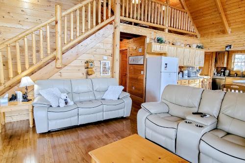 Gatlinburg - Pigeon Forge House | Lazy Bear Lodge