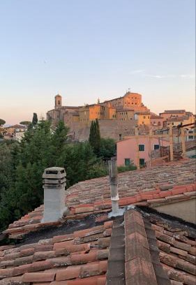 Lari Apartment | Le Acacie Apartment Lari Vista Castello