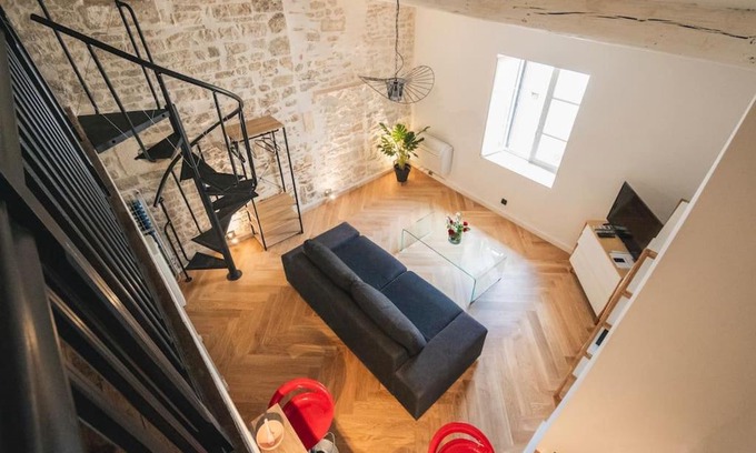 Nimes City Centre Apartment | le Calypso jolie T2 Centre de nimes