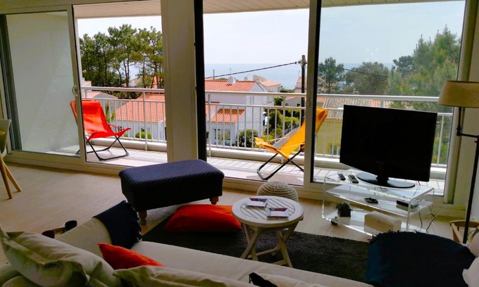 Chateau-d'Olonne Apartment | Le Colombier
