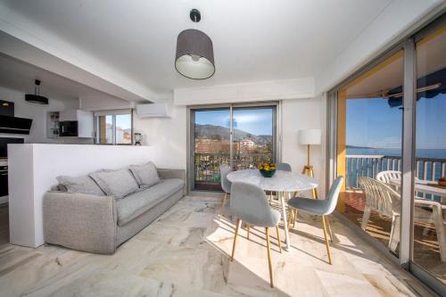 Menton Apartment | LE DAUPHIN - Front de Mer - Vue Exceptionnelle