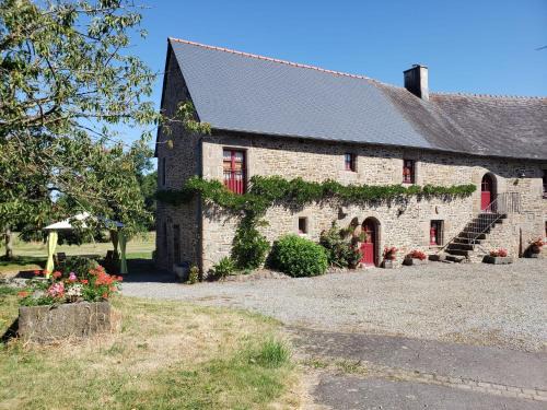 Baguer-Pican House | Le Logis d'Aliénor - Baie du Mont St-Michel