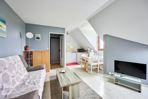 Saint-Regnobert-de-la-Cote-de-Nacre Apartment | Le Nid Marin - A 400m de la plage