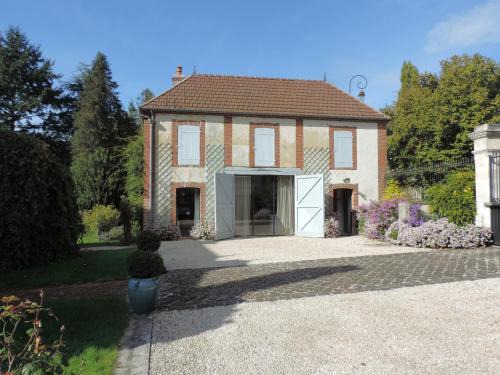 Toucy House | Le Numéro 1, maisonnette en Puisaye
