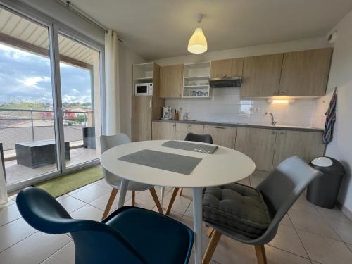 Carcassonne Apartment | Le Parc! T3 climatisé, Parking, Piscine