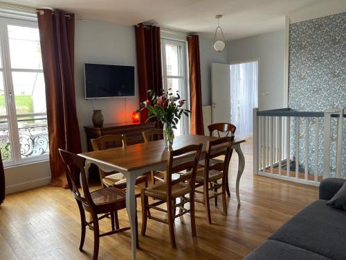 Saint-Aignan Apartment | Le Patchouli