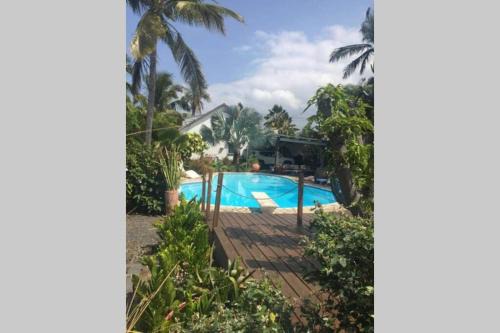 Le Centre House | Le Pluie d'Or
