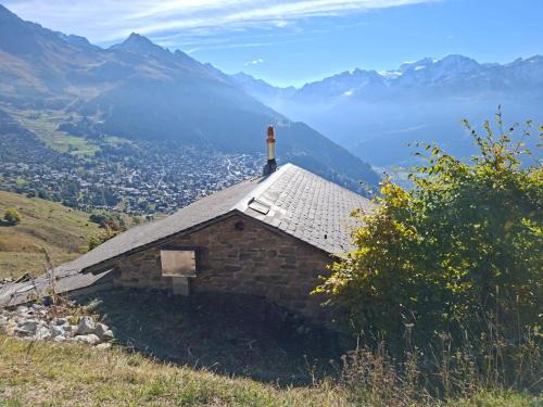 Saint-Pierre-de-Clages Ski Chalet | Le Raidillon Verbier