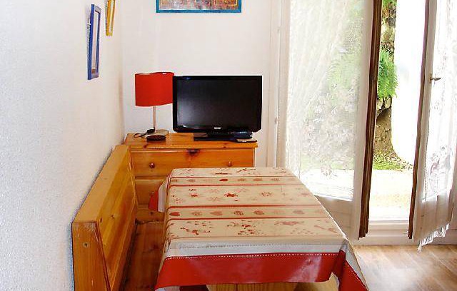 Demi-Quartier Apartment | Le Sapin