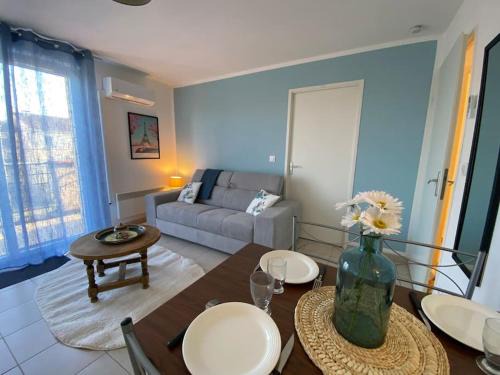 Carcassonne Apartment | Le Voyage Bleu, Clim Parking