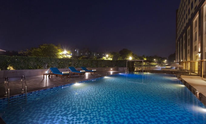 Gurugram Hotel | Lemon Tree Hotel, Sector 68, Sohna Road, Gurugram