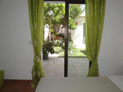 Ameijeira House | Lemon Tree Relaxing Guesthouse