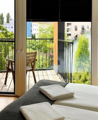 Lend Apartment | LendAddicted by BestChoice with Parking