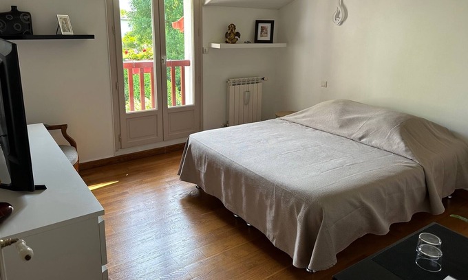 Ustaritz Bed & Breakfast | Les Chambres D'arrauntz