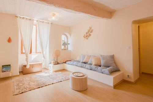 Saint-Paul-de-Vence Apartment | Les Fontaines Saint-Paul-de-Vence Free Parking