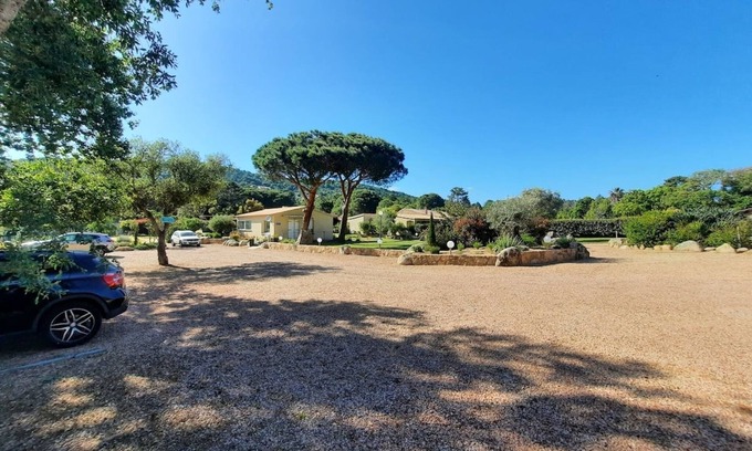 Santa Giulia House | Les Jardins De Santa Giulia - Charmante chambre d'hôte