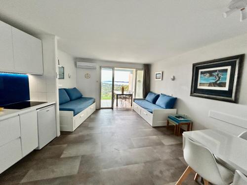Les Restanques Apartment | Les Restanques vue mer Capucines 1057