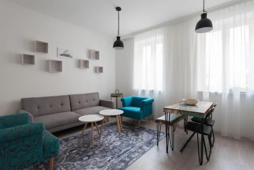 Wieden Apartment | Let it be Vienna U1, U2, U4 Karlsplatz Oper