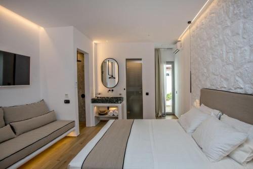 Tinos Town Apartment | Levantes Luxury Suites II