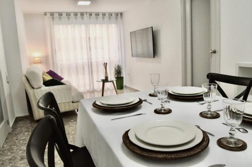 Villarreal Apartment | Light in Vila-real, piso céntrico con oficina