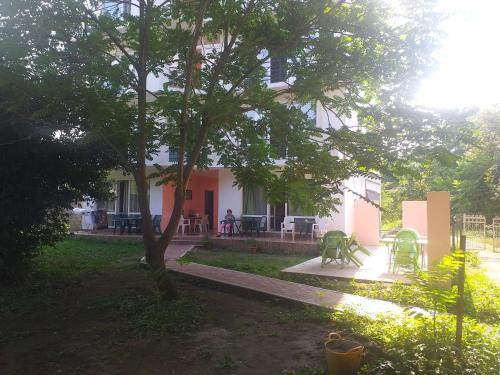 Kobuleti Hotel | Lily Pearls Inn