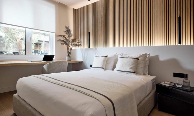 Athens City Centre Apartment | Lime Residences, Syntagma by Aura Homes