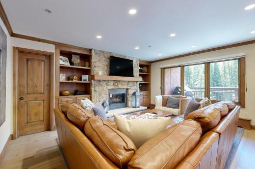 Vail Apartment | Lion Square Lodge South 450