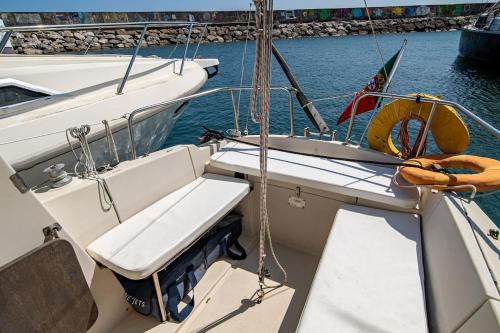 Parque das Nacoes Boat Rental | Lisboa Barco Dalida