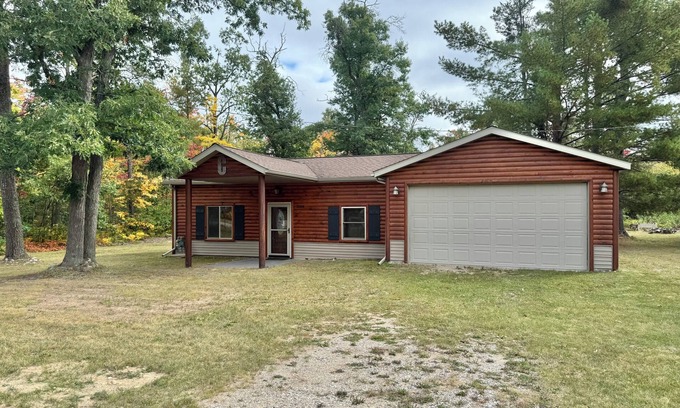 Lewiston Cabin | Little Lodge on Big Antler