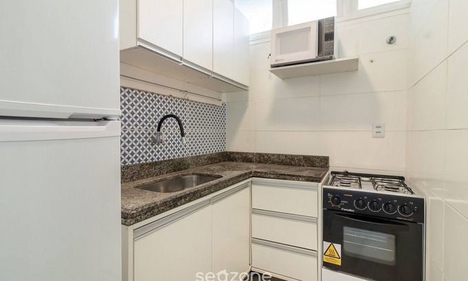 Barra Apartment | Live Barra: Apt 400m From the Beach Pai0303
