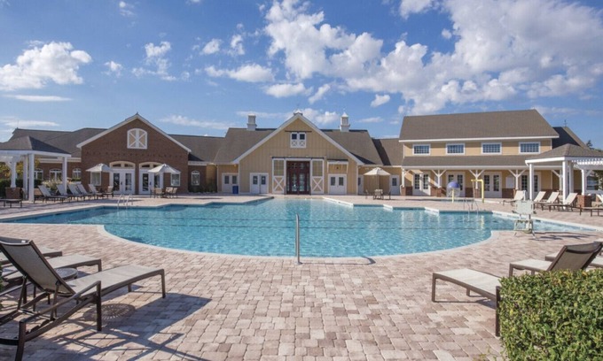 Williamsburg Resort | Local Host! 3 BR, Governor's Green -Centrally Located, Indoor/Outdoor Pools
