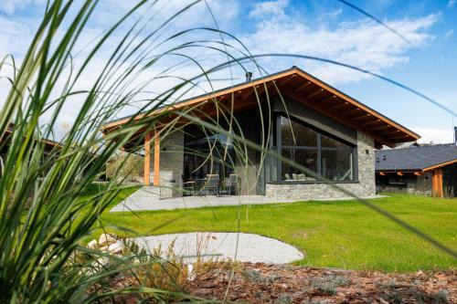 Razlog Villa | Local Stay Villas