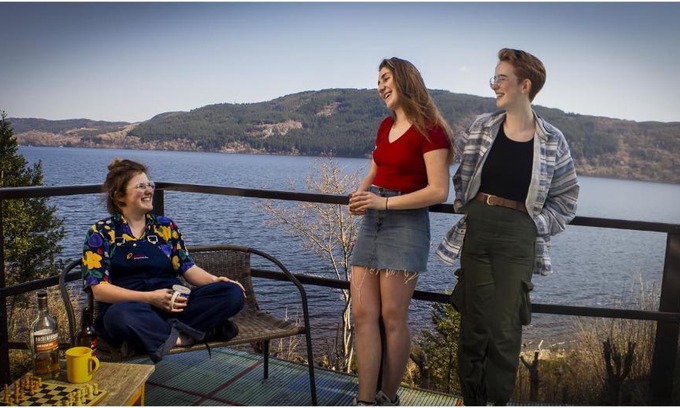 Loch Ness Hostel | Loch Ness Lochside Hostel - Over 16s Only