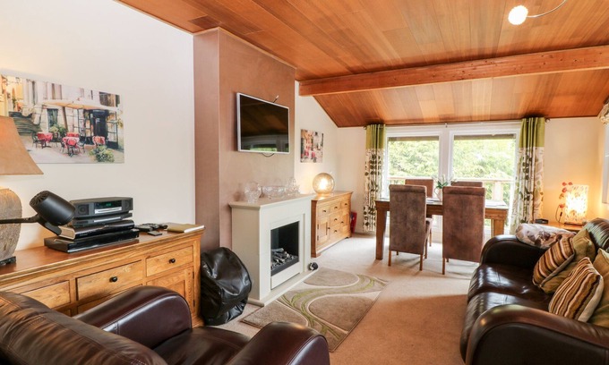Woolfardisworthy Cottage | LODGE 27, pet friendly, country holiday cottage in Woolfardisworthy