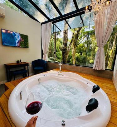 Carniel House | Loft com Piscina Aquecida